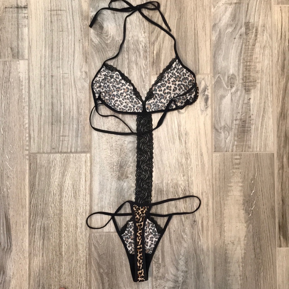 Rene’ Rofe’ Lingerie. Small/ Medium. NEW! - Picture 4 of 5